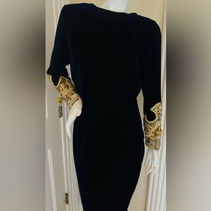Oscar De La Renta Blue Velvet Dress w Decadent Embellished Sleeves Size 12
